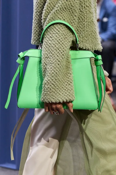 Look 55